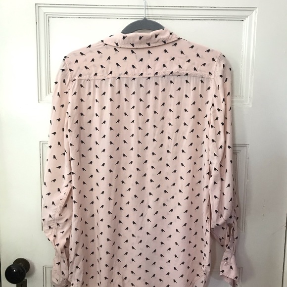 Talbots Pink Bird Print Blouse Top Rayon - Picture 9 of 9